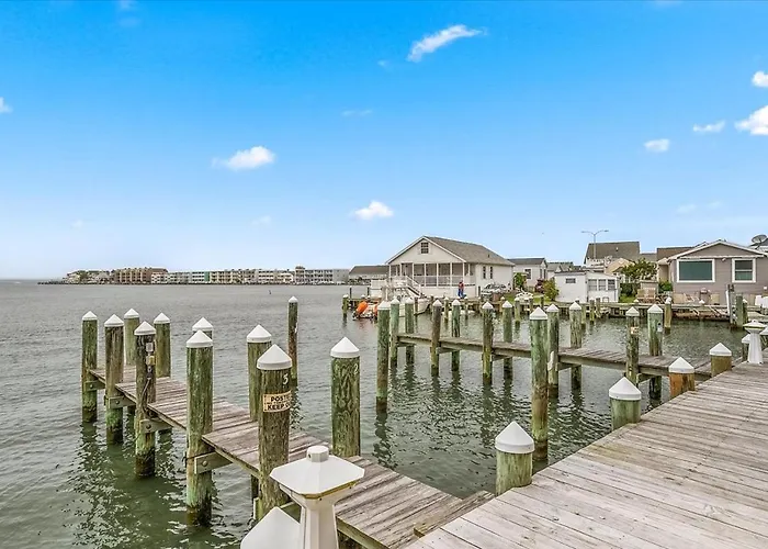 Spectacular 3-bedroom Bayside Pointe On The Bay Condo! Ocean City