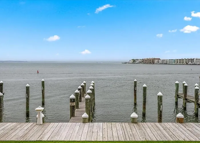 Spectacular 3-bedroom Bayside Pointe On The Bay Condo! *
